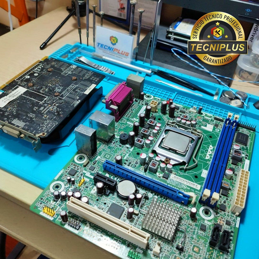 Mantenimiento preventivo!
Puede salvar tu Pc de daños graves.

CPU: Intel i7 2600 3.4Ghz - GPU: Nvidia GeForce GTX 750Ti - Limpieza integral, mejoramos temperaturas 👌🏼

New división gg en equipos de alto rendimiento.
→ instagram.com/tecniplus.gami… 🥰