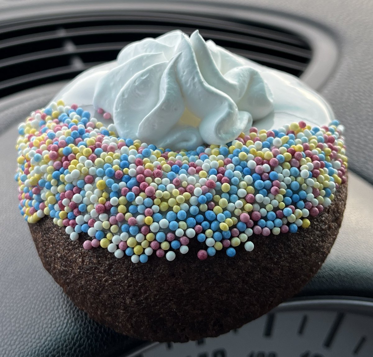 Frigid temps couldn’t keep our <a href="/SpecialOCalgary/">Special Olympics CGY</a> Pickleball coaches and athletes down today!  Some <a href="/TimHortons/">Tim Hortons</a> Special Olympics donuts as a thank you! <a href="/SpecialOCanada/">Special Olympics Canada</a> <a href="/SpecialOAlberta/">Special Olympics Alberta</a> #choosetoinclude