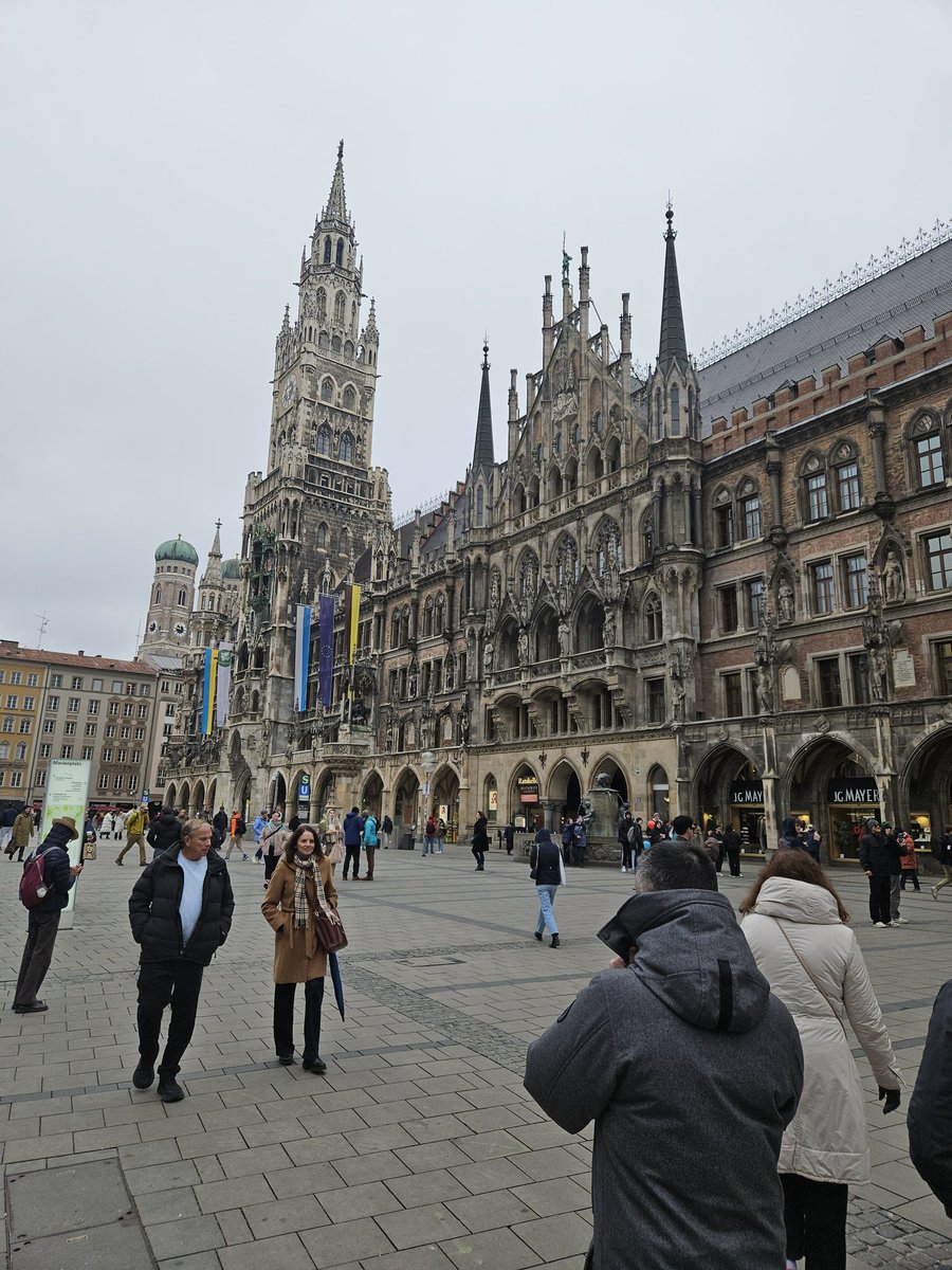Thank you #Munich great weekend. Adam and I thoroughly enjoyed it, and Bayern edged out a 4-3 victory, so we saw plenty of goals, including a double by Kane. #Germany #BayernMunich <a href="/FCBayern/">FC Bayern München</a> <a href="/LadyAlicePS/">Lady Alice PS</a>  #FatherAndSon that's Paris, Milan and Munich done. 👀 on Madrid now.