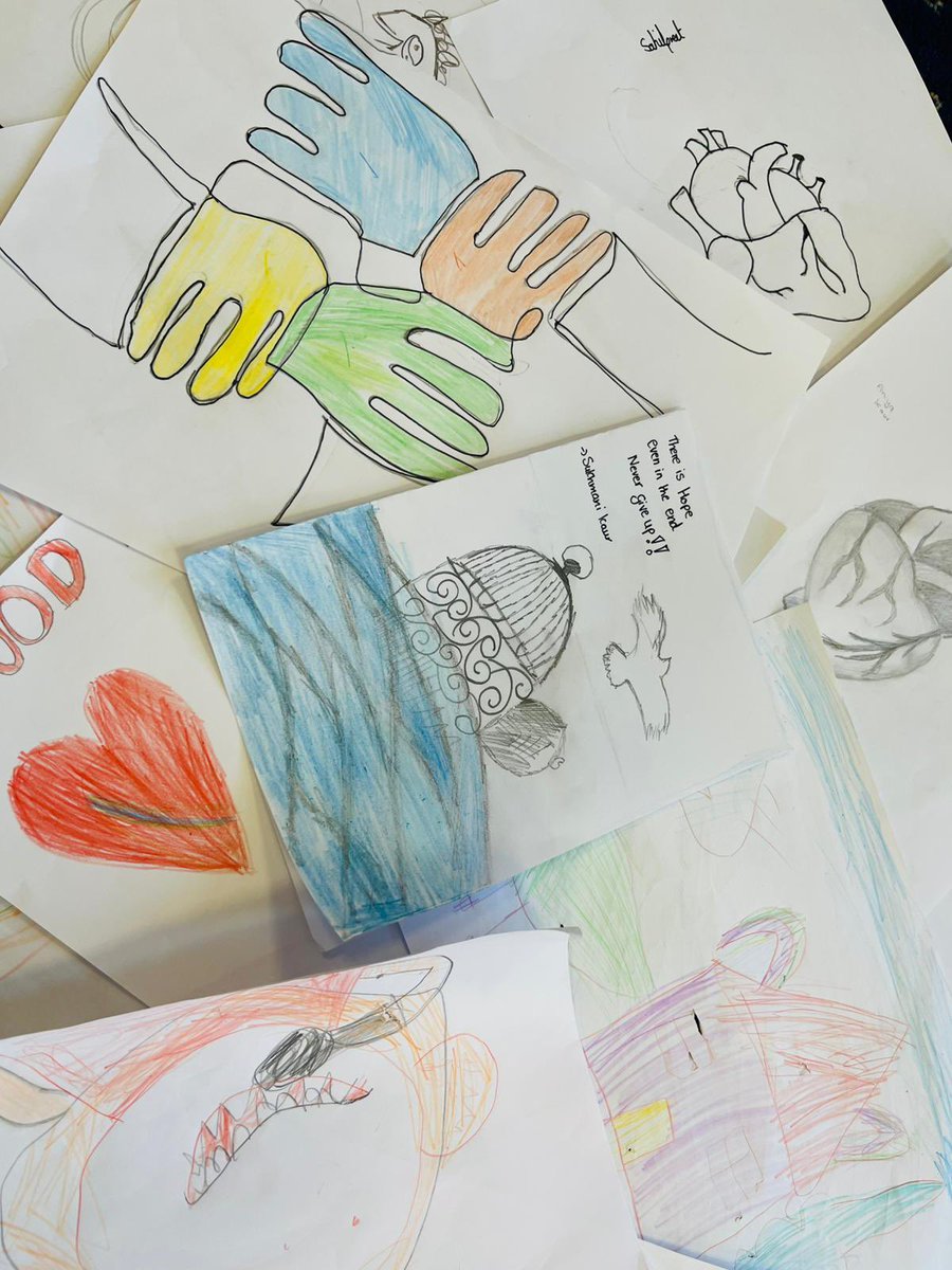 Gurch Randhawa (@gurchrandhawa) on Twitter photo Delighted to co-host our Luton Lifelines event - a community art project that aims to tackle health inequalities within blood & organ donation. Funded by <a href="/NHSBT/">NHS Blood+Transplant</a> - <a href="/uniofbeds/">uniofbeds</a> privileged to collaborate with <a href="/ArtForHospitals/">Hospital Art Studio</a> today at <a href="/GngLuton/">Guru Nanak Gurdwara Luton</a> <a href="/SikhPA/">SikhPressAssociation</a> <a href="/SikhNet/">SikhNet</a> <a href="/SikhMessenger/">Network of Sikh Orgs</a> Delighted to co-host our Luton Lifelines event - a community art project that aims to tackle health inequalities within blood & organ donation. Funded by <a href="/NHSBT/">NHS Blood+Transplant</a> - <a href="/uniofbeds/">uniofbeds</a> privileged to collaborate with <a href="/ArtForHospitals/">Hospital Art Studio</a> today at <a href="/GngLuton/">Guru Nanak Gurdwara Luton</a> <a href="/SikhPA/">SikhPressAssociation</a> <a href="/SikhNet/">SikhNet</a> <a href="/SikhMessenger/">Network of Sikh Orgs</a>