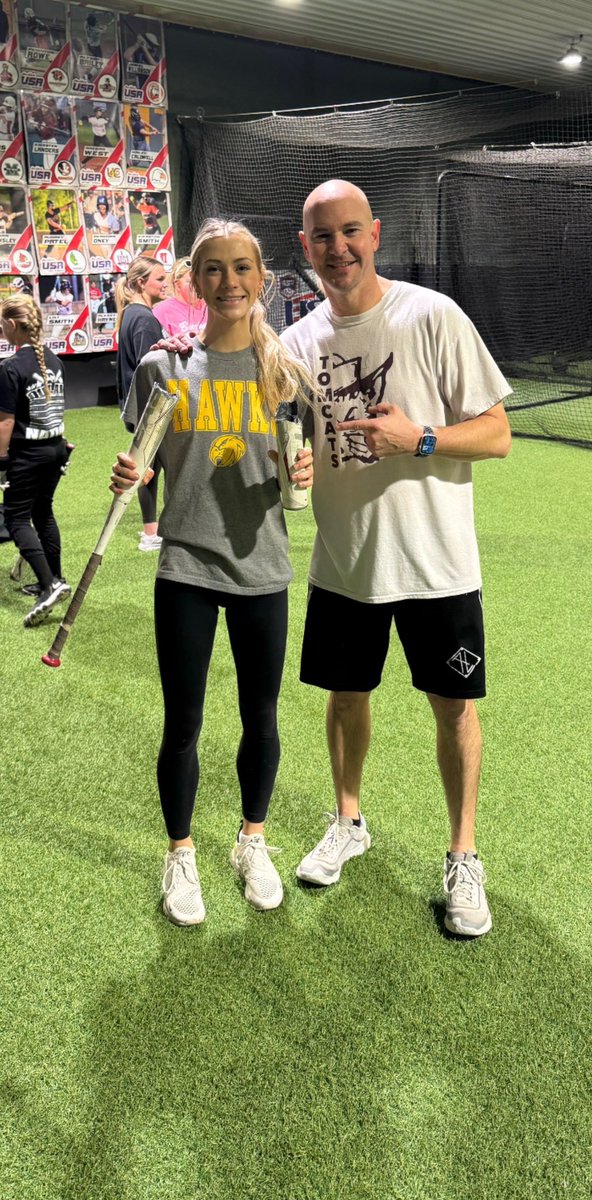 BOOM! Time to go bat shopping!!

Thanks <a href="/LalondeSoftball/">Adam LaLonde</a> for teaching me how to break bats💪🏼 And thanks <a href="/GoadJaycie/">Jaycie Goad 2026</a> for being a great helper today! 

<a href="/ValpoSoftball/">Valpo Softball</a> <a href="/addyjarvis/">Addy Jarvis</a> <a href="/TaranAlvelo14/">Taran Alvelo</a> <a href="/KelseyChrist221/">Coach Kelsey</a> <a href="/mzerkleee/">Morgan Zerkle</a> <a href="/BaileyLange27/">Bailey Lange</a> <a href="/AlyHarrell/">Aly Harrell</a> <a href="/sydneyrmckinney/">Syd McKinney</a> <a href="/Hall_J_4/">Jenna Hall</a>