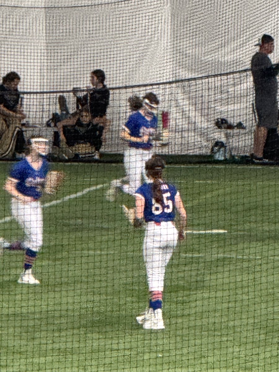 Gators softball 🥎.     Championship game #nsacabinfever14Utournment