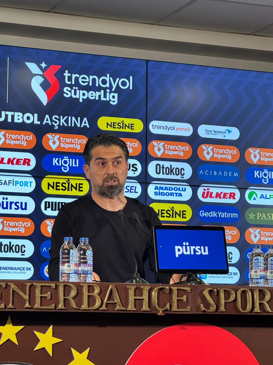 İlhan Palut: Ghezzal'in kullandığı cümle kimine göre sıfat, kimine göre kibarca 'Buradan gider misin?', kimisine göre de küfür. Bu söyleyenin formasına göre değişiyor.

Muhabir: Fred de atılmıştı bu cümleden sonra.

İlhan Palut: Doğru, doğru. İyi bir hatırlatma ama çok basit