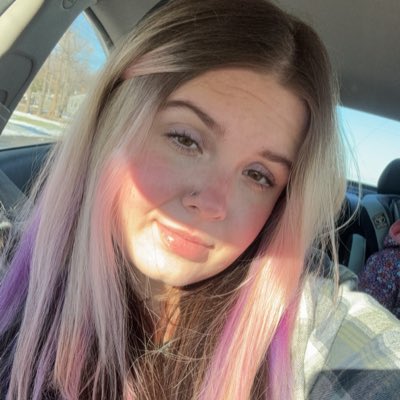 mariahbrugh3's tweet photo. #NewProfilePic https://t.co/Lkq9fEpBAq