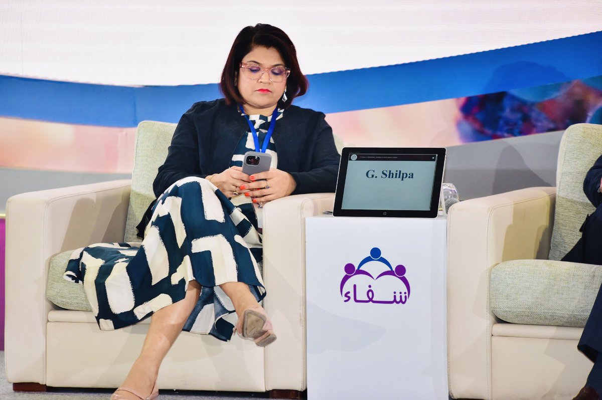 karima_oualla's tweet photo. Was more than happy you made it to Morocco dear @shilpaonc for our #7thOncoUrologyCongress
Outstanding talk and participation as always. 
It’s just the beginning of rich future collaboration 
@PGrivasMDPhD @UrologieParis #KarimFizazi @TouijerKarim @SpiessPhilippe 
#GU
#Morocco 🇲🇦 https://t.co/HwV1cCOZqJ