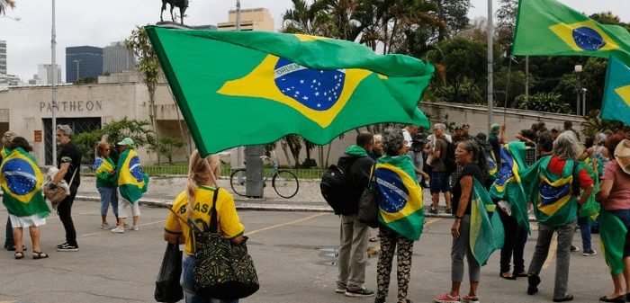 BlogdoNoblat's tweet photo. “Não se faz acampamento em frente a quartel, assim como não se faz acampamento em frente a hospital. A reivindicação era clara: impedir a posse do presidente eleito. Isso não foi uma manifestação espontânea, foi algo orquestrado.” (Gilmar Mendes, ministro do STF, sobre o 8/1) https://t.co/FPmHKbuG6b