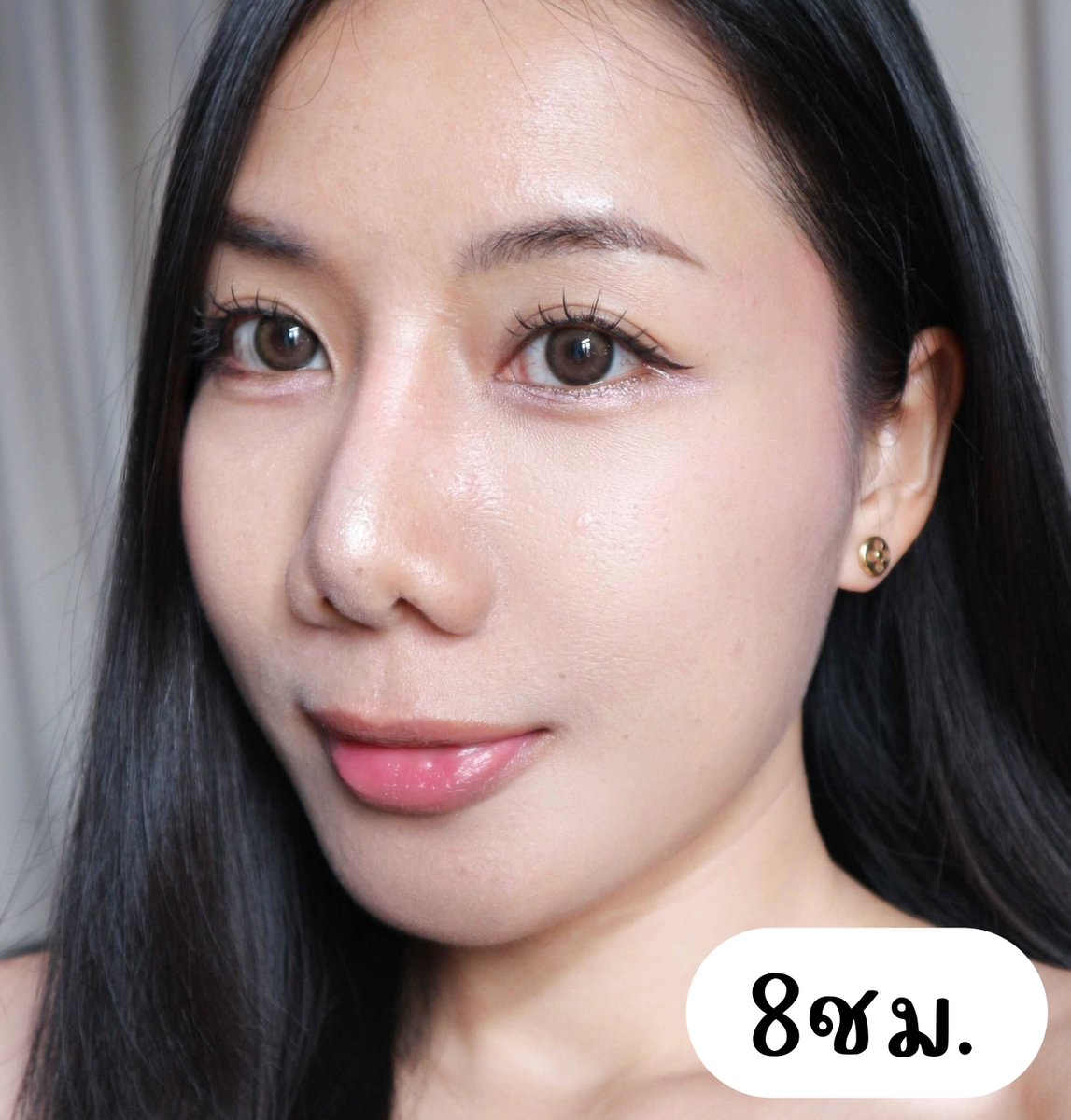 กันแดดแมตต์ตัวใหม่ SKINTIFIC เนื้อแมตต์สุดจะเริ่ดคุมมันดีมากนาน 8 ชม. เราไปทำงานตั้งแต่เช้าออกไปคุยงานนอกสถานที่บ้าง หน้ายังไม่ไหลไม่ค่อยมันแผลบ SPF50+ PA++++ กันแดดแล้วยังใส่ส่วนผสมที่ปกป้องผิวไม่ให้เกิดสิว คุมความมันส่วนเกิน ปลอบประโลมผิว เนื้อกันแดดเกลี่ยง่ายไม่คราบ ไม่แมตต์แห้ง ✅