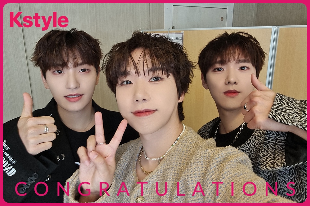 Kstyle_news's tweet photo. 💞Kstyle13周年💞

#FAVE1 のプレゼントが本日スタート🎁✨
直筆サイン入りチェキを各1名様に！

ファンを"沼らせる表情"を披露も🫰
▼メッセージも合わせてチェック
https://t.co/UYsuRws61l

#페이브원 #Kstyle13周年 https://t.co/GNWo3EerWs