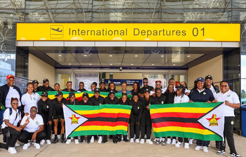 HMetro_'s tweet image. All The Best Girls ✈️

Mighty Warriors off to Angola for the 2026 #AWCON qualifier set for February 20 in Luanda.

📸: @online_zifa 
 
#hmetro
