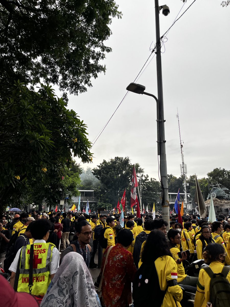 greencitzen's tweet photo. ! Update !

Bantuan logistik makanan dan minuman tambahan sedang dalam perjalanan. https://t.co/AUf3LG5zva