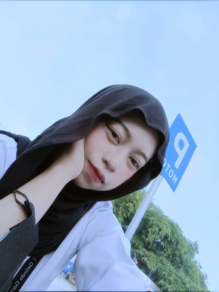 dnnrr__'s tweet photo. so cantik dulu https://t.co/MiUZtQCQ43