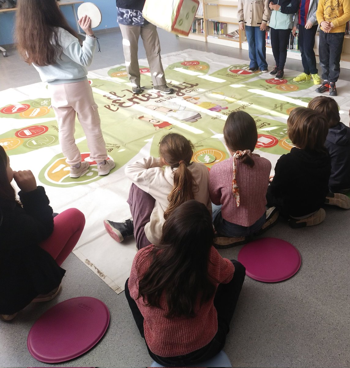 Aquesta setmana hem estat a La Selva del Camp amb els alumnes de l'escola Abel Ferrater per aprendre sobre l'estalvi energètic amb els jocs i l'exposició d'<a href="/energiacat/">Energia</a>