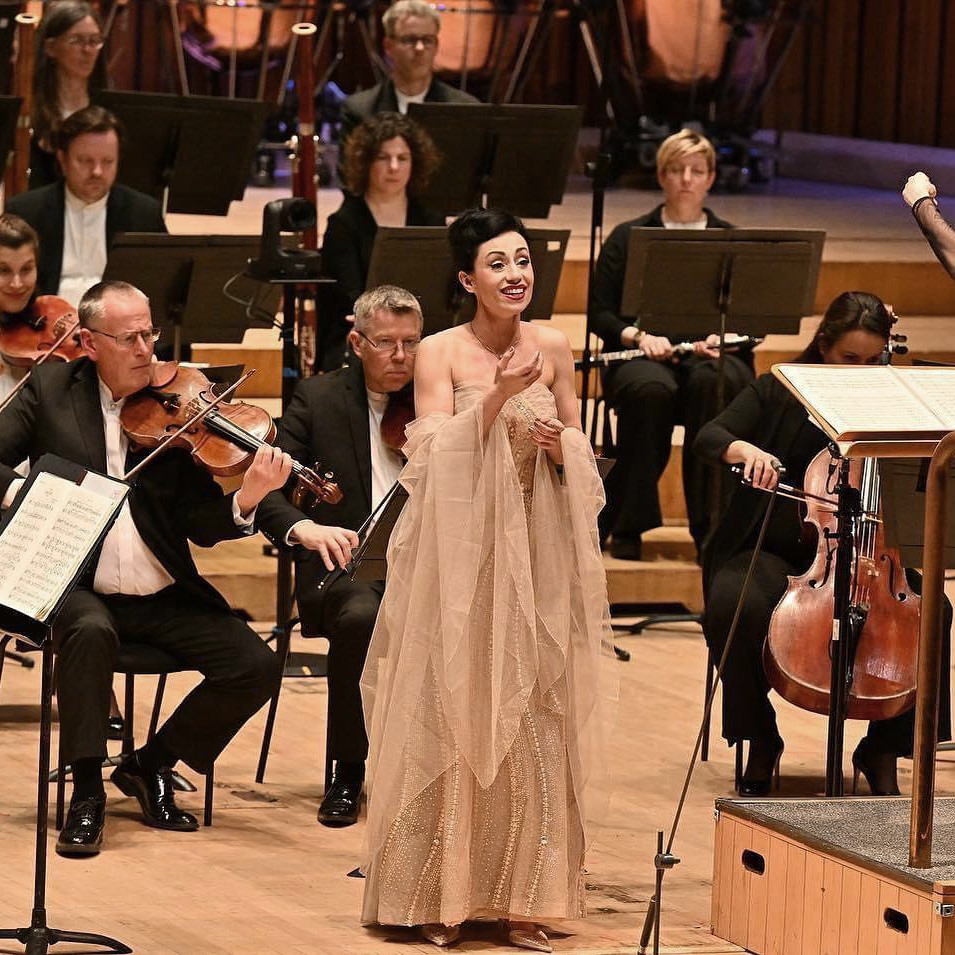 𝗠𝘆 𝗕𝗹𝗼𝗼𝗱𝘆 𝗩𝗮𝗹𝗲𝗻𝘁𝗶𝗻𝗲, mit Sopranistin 𝗔𝗽𝗵𝗿𝗼𝗱𝗶𝘁𝗲 𝗣𝗮𝘁𝗼𝘂𝗹𝗶𝗱𝗼𝘂 &amp; Eric Schneider am Klavier. 
📍 Humboldt Gymnasium Köln
🕗 20.02 | 19:00 Uhr
💶 Eintritt: 20€ zzgl. Geb.
#konzert #griechische #sopranistin #köln #συναυλία #σοπράνο #μουσική #κολωνία