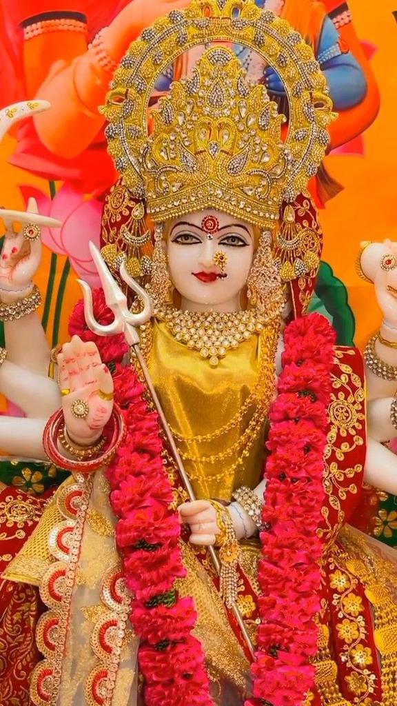 💞जय मां जगदम्बा भवानी भक्तो पर सदैव कृपा बनाएं रखना।💞
जय मां आदिशक्ति 🚩
जय मां भवानी 🚩
जय माता दी 🚩 
🌼आपका दिन मंगलमय हो 🌼