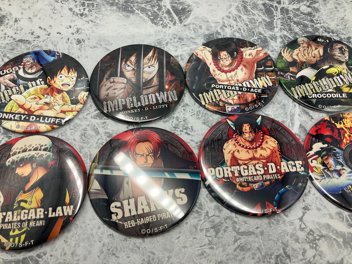 📢グッズ入荷情報📢 リアル脱出ゲーム × ONE PIECE 輩缶バッジ