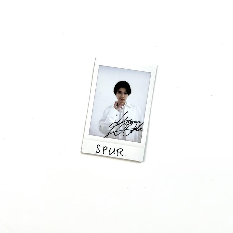 SPUR_magazine's tweet image. 【Present🎁】
SPUR公式Xをフォロー＆リポストしてくださった方の中から抽選で1名様に本田響矢さんの直筆サイン入り写真をプレゼント！
⏰応募締切：2025年3月17日（月曜）18:00まで
応募方法
🔹@SPUR_magazine をフォロー
🔹この投稿をリポスト
▼詳細はこちら
lnky.jp/Ho8nysd