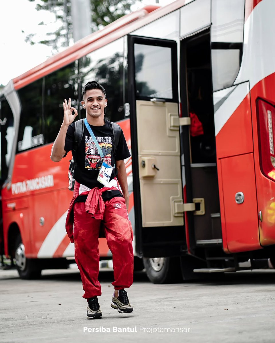 Tiba di Banyuanyar ☝🏻

#PersibaBantul #COYLSA