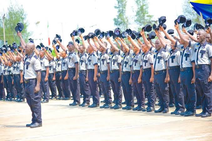 James Godbless Oyinkuro (@godbless_j32497) on Twitter photo Prosperity@5 : With <a href="/govdouyediri/">Governor Douye Diri</a> at the helm, Bayelsa has become a sanctuary of peace. His administration’s security-first approach is strengthening both riverine and urban communities.
#DiriTheBridgeBuilder #AssuredProsperity #BayelsaGloryOfAllLands Prosperity@5 : With <a href="/govdouyediri/">Governor Douye Diri</a> at the helm, Bayelsa has become a sanctuary of peace. His administration’s security-first approach is strengthening both riverine and urban communities.
#DiriTheBridgeBuilder #AssuredProsperity #BayelsaGloryOfAllLands