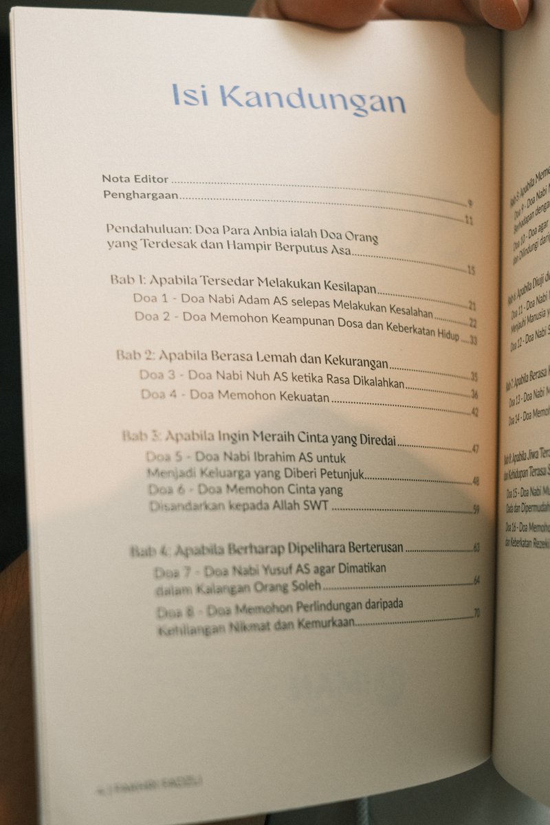 fakhrifadzli's tweet photo. Buku terbaru saya tentang doa-doa Anbiya' dalam al-Quran serta doa-doa dalam hadis.

Sepanjang menulis buku ini saya semakin menghargai doa-doa yang ada dalam dua rujukan tertinggi umat Islam ini.

Saya mula memahami kenapa walaupun kisah-kisah mereka tidak diperincikan, https://t.co/1if4BSPBzB