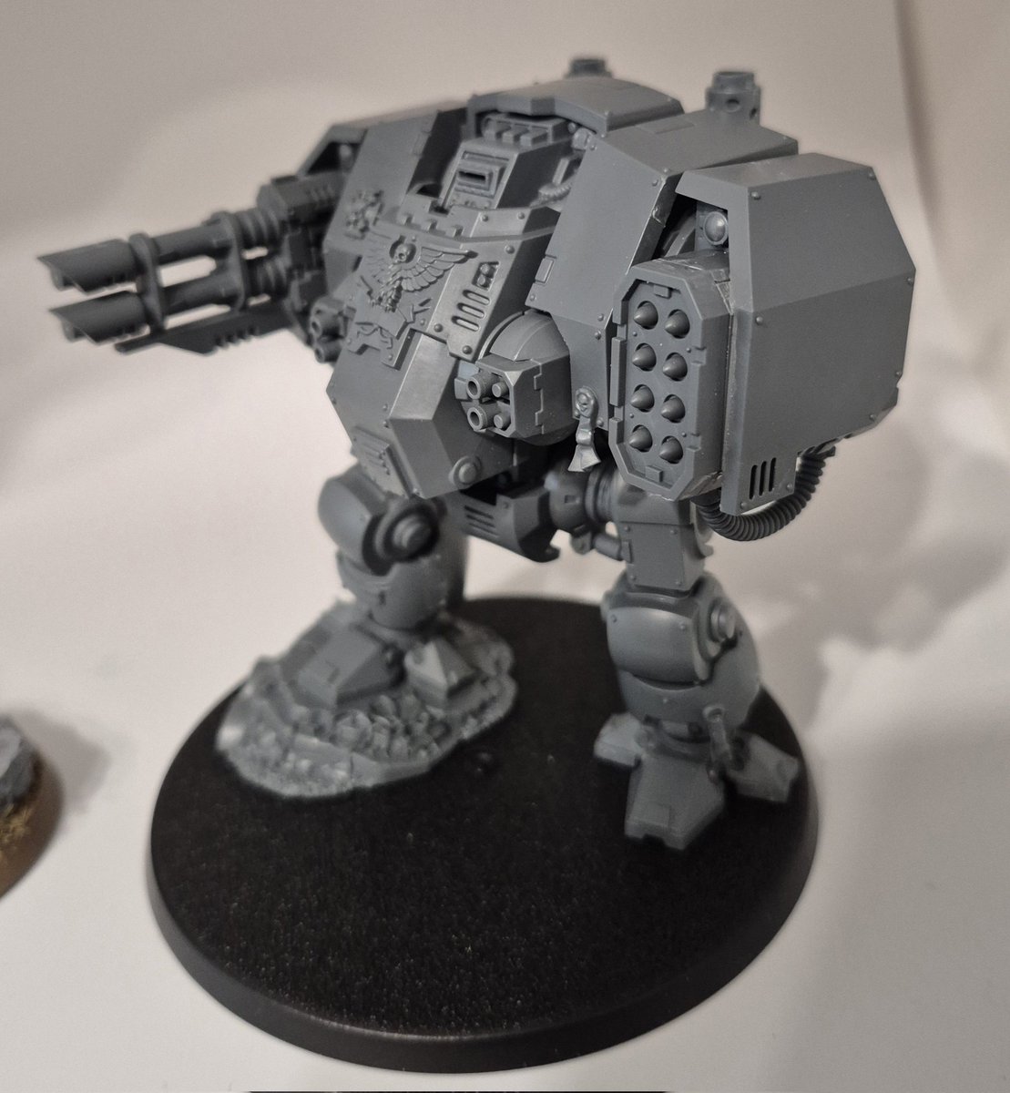 Been changing gears, as I wanted to get a jump on the Terminator squad. Decided to jump back to the captain, and prepping for a Ballistus Dreadnought. Very "hobby butterfly" at the moment. Cape very much "in progress". #40k #paintingwarhammer #warhammer40k  #WarhammerCommunity