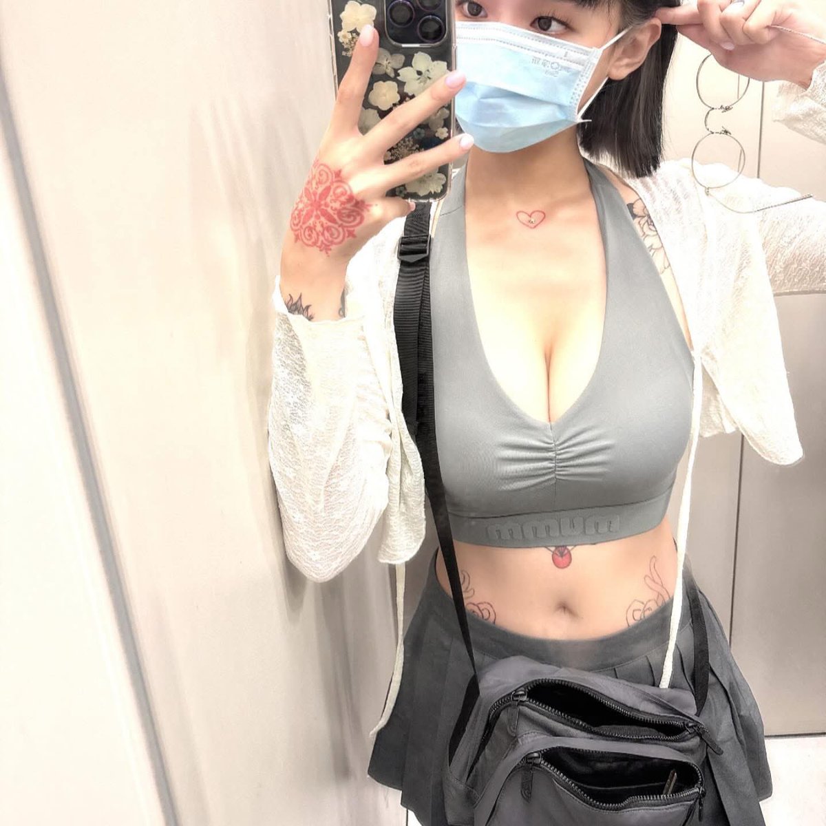 出門了 來巧遇
這樣好看嗎 https://t.co/USfQa0slO8