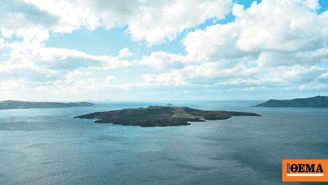 Ξύπνησε το ηφαίστειο στη Σαντορίνη με βουητό και άνοδο του μάγματος #protothema protothema.gr/greece/article…