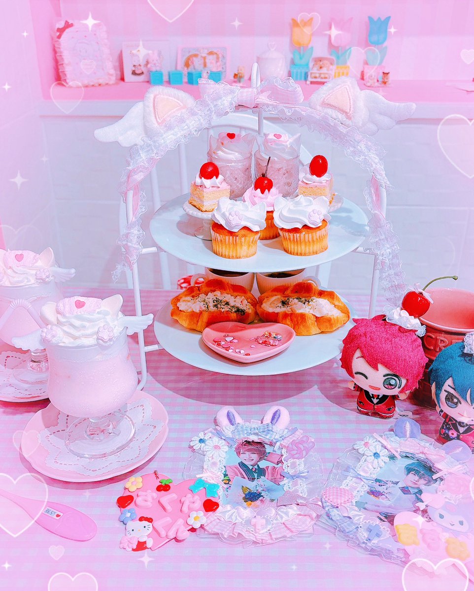 _memeMade's tweet photo. #オタクの硬質ケースがみたい

なんとタグを間違えてたのであげ直し
主にエーステと🌈🕒追ってます https://t.co/MBQy1NIbGm