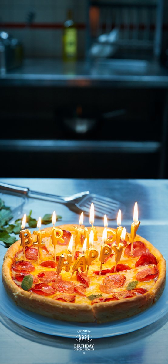 HYBE_MERCH's tweet image. SEVENTEEN BIRTHDAY SPECIAL MOVIES
DK [Today's Specials]

HAPPY DK DAY BIRTHDAY BOX VER.4
Behind the Scenes🎂🎞️

#DK #도겸
#SEVENTEEN #세븐틴
#HAPPY_SVT_DAY