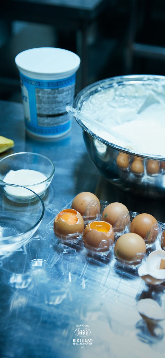 HYBE_MERCH's tweet image. SEVENTEEN BIRTHDAY SPECIAL MOVIES
DK [Today's Specials]

HAPPY DK DAY BIRTHDAY BOX VER.4
Behind the Scenes🎂🎞️

#DK #도겸
#SEVENTEEN #세븐틴
#HAPPY_SVT_DAY