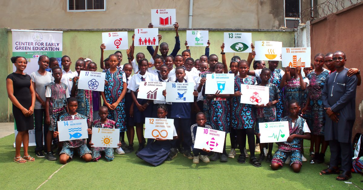 CEGEDUC's tweet photo. Great Climate &amp; SDGs workshop by CEGE at The Lord Mercy Schools in Akesan Igando, Lagos. Students engaged in hands-on learning, becoming future sustainability champions. #CEGE #ClimateAction #SDGs #YouthEmpowerment https://t.co/t2dCIlKi3k