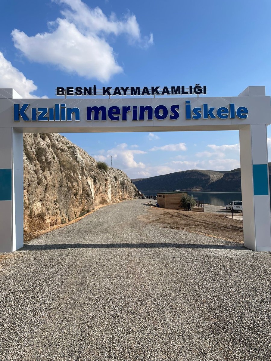 Kış mevsiminde baharı hissedeceğiniz @KızılinMerinos İskele 🌺🍂✨