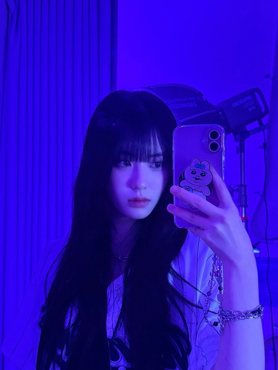 izna_offcl's tweet image. [izME📮]

🤍KOKO🖤

#izna #이즈나
#KOKO #코코