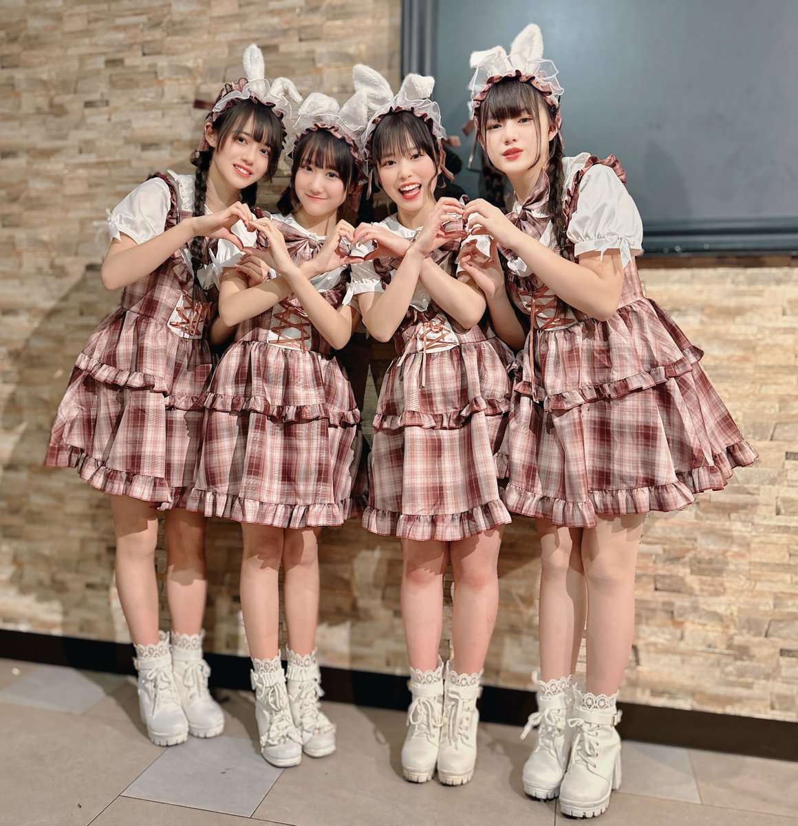 masayuki1025203's tweet image. 2025.2.16
IDOL SPIRITS2月号-youth-
📍GOTANDA G7

Sugar Mine
🍓のあたん🍓 @noayu232 
🌻めいっぴ🌻 @qpMEIqp 
🍀みくちゃん🍀@Miha29597258 
🦒しゅういちゃん🦒@shuyi__0329 

#SugarMine
#東京モデル撮影会
#IDOLSPIRITS