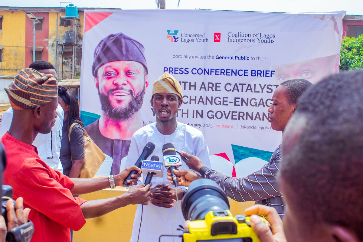 Abiology's tweet photo. Flood: Again, @STinubu donates Relief Items Worth N100m to Borno Students. Six months after the son of the Nigerian President, ST and his friends donated relief materials worth N500m to the victims

You see why many youths are rallying support for @STinubu. I stand with SEYI https://t.co/7dzLINXKLA