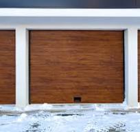 Call 911 Garage door Long Beach on (562) 367-7631 for a fast and professional installation!