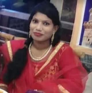 joydas1844417's tweet photo. This morning, Female constable Rumpa Das's dead body was recovered from her house in Bandarban.
#SaveBangladeshiHindus https://t.co/BOFKcpOBkZ