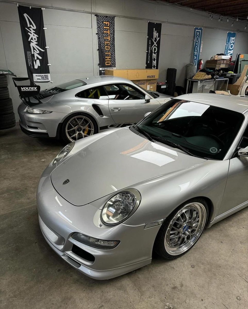 VINTAGE (@carsighting) on Twitter photo 