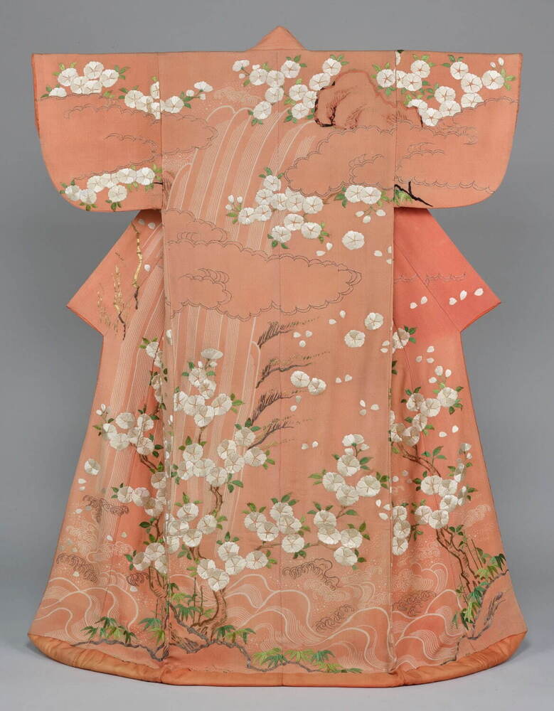 fashionpressnet's tweet photo. 「博物館でお花見を」東京国立博物館で開催、“桜”をモチーフとした日本絵画・工芸 - https://t.co/gawP7RHVq1 https://t.co/1hZlB93RqQ