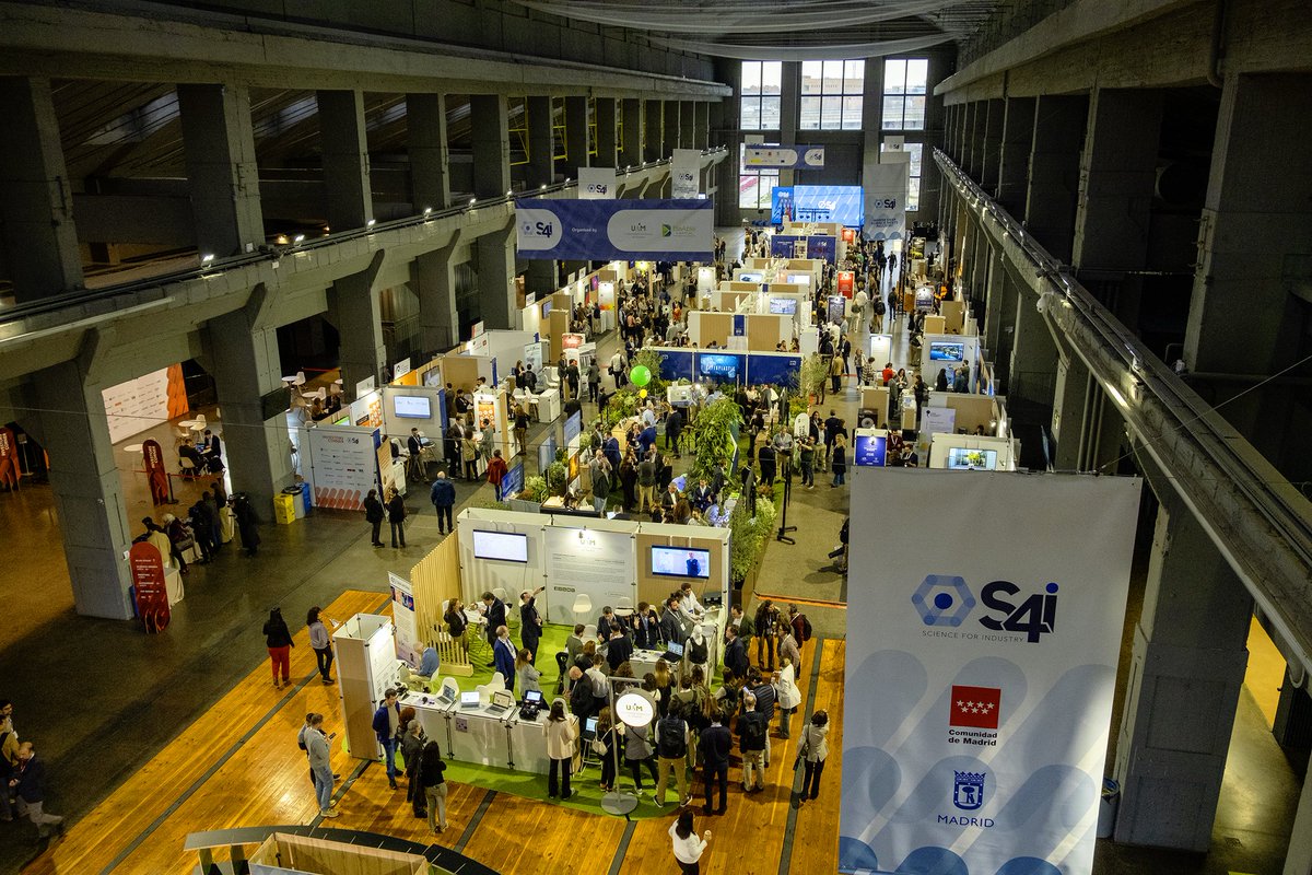 ICB-CSIC (@icb_csic) on Twitter photo 📌Feria #Science 4 #Industry
👨🔬Alejandro Ansón Casaos representó al #ICB en el estand del <a href="/GobAragon/">Gobierno de Aragón</a>, que contó con la visita de la DG de #ciencia e #investigación, Pilar Gayán
🤝Punto de encuentro entre delegados de grandes #empresas, #start-#ups y centros de I+D+i 📌Feria #Science 4 #Industry
👨🔬Alejandro Ansón Casaos representó al #ICB en el estand del <a href="/GobAragon/">Gobierno de Aragón</a>, que contó con la visita de la DG de #ciencia e #investigación, Pilar Gayán
🤝Punto de encuentro entre delegados de grandes #empresas, #start-#ups y centros de I+D+i
