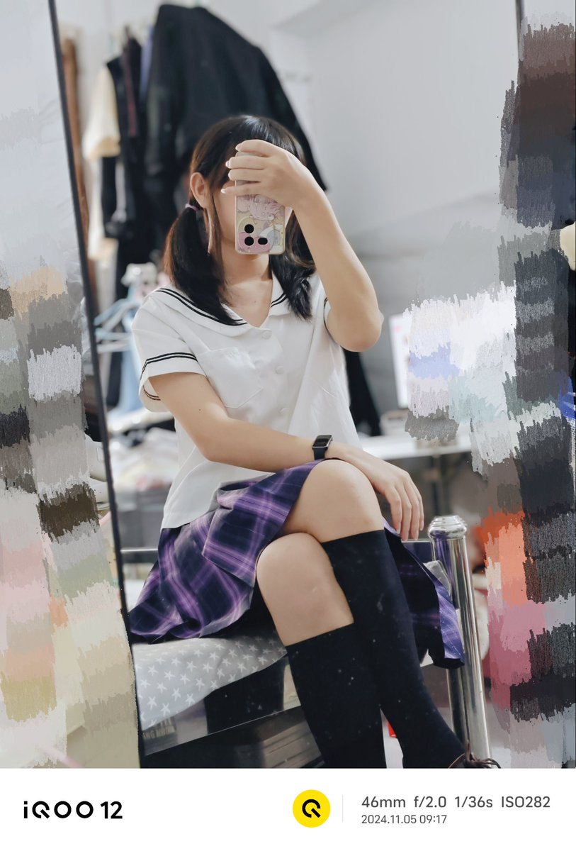 怎么扎了双马尾也没有小萝莉的感觉🥺