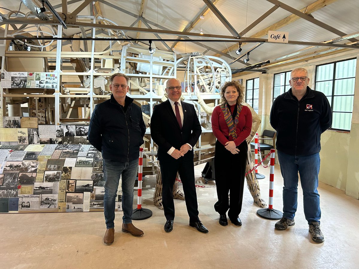 Polish Bomber Squadrons Centre - RAF Ingham (@rafingham) on Twitter photo Wonderful to welcome Ireneusz Truszkowski, new Consul General <a href="/PLinManchester/">PLinManchester🇵🇱</a> and Ms Dorota Byszewska-Milosinska, Counsellor from Polish Diaspora Dept, MFA, 🇵🇱 for their first visit to our Centre. Wonderful to welcome Ireneusz Truszkowski, new Consul General <a href="/PLinManchester/">PLinManchester🇵🇱</a> and Ms Dorota Byszewska-Milosinska, Counsellor from Polish Diaspora Dept, MFA, 🇵🇱 for their first visit to our Centre.