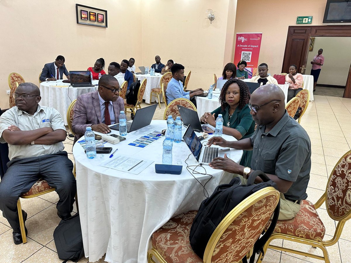 Dr Mugabe Frank <a href="/MinofHealthUG/">Ministry of Health- Uganda</a> emphasises the need to Intergrate NCDs at all Health Care entry points,  Outreaches, all HIV, RH clinics, VHTs and CHEWs in Uganda while Speaking at NCD Stakeholders Coordination Meeting at Imperial Royale Hotel, Kampala. 

<a href="/ainbyoo/">Ainebyoona Emmanuel</a> <a href="/UPMB_Uganda/">Uganda Protestant Medical Bureau (UPMB)</a>