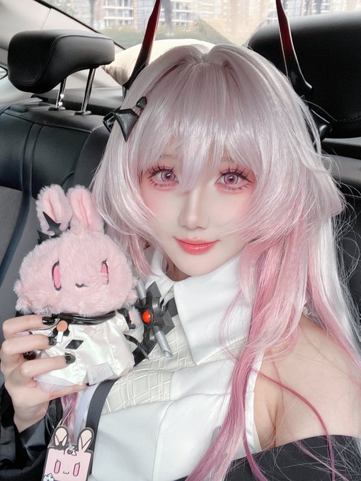 Twitterのコスプレ画像22