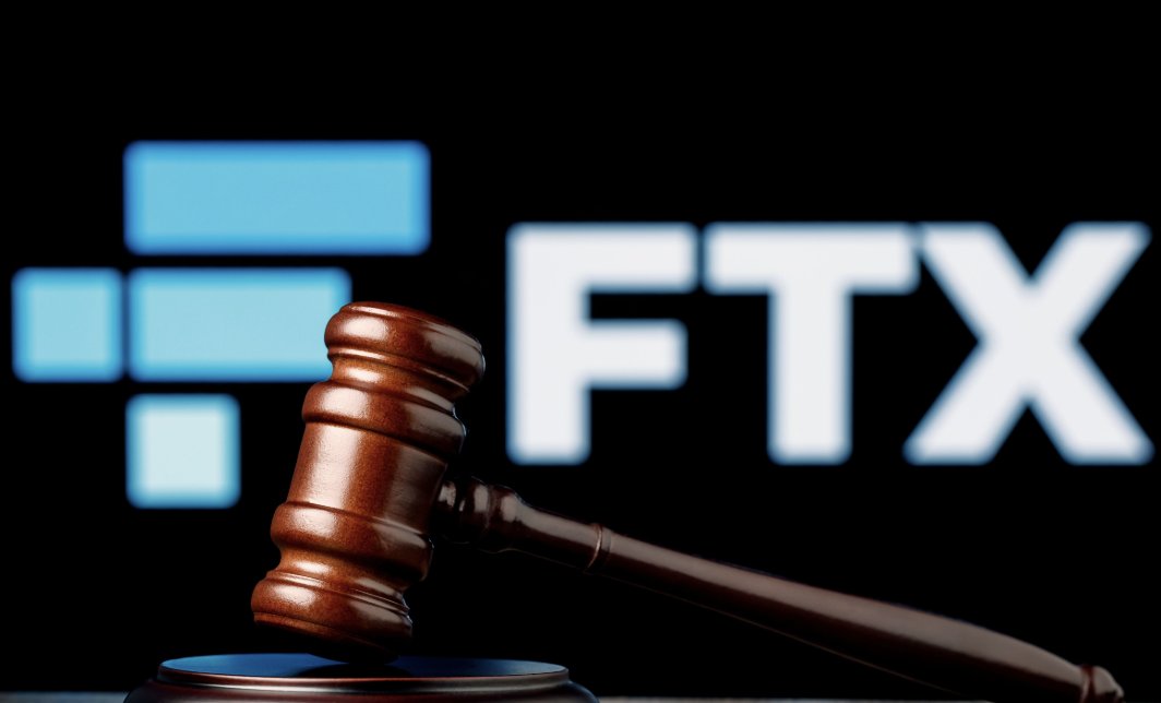 Frensforlife12's tweet image. FTX First Distribution Drops Tomorrow (Feb 18) – Where Will the Money Flow? 

After months of waiting, FTX creditors are finally getting their first payout. Billions in unlocked fund so the big question is: Where will it all go?

Back into the market for another pump?
Straight…