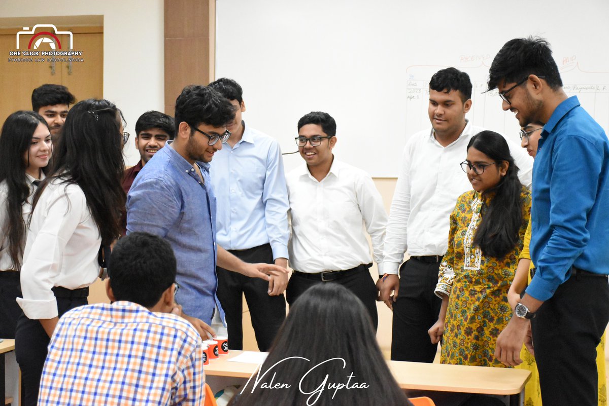 LawNoida's tweet image. Throwback to an exciting start for the Batch of 2023-28! 🎉✨ Freshers at SLS Noida kicked off their journey with an engaging class activity on Sept 5, 2023. Here’s to new beginnings! 📖⚖️ #Throwback #Freshers2023