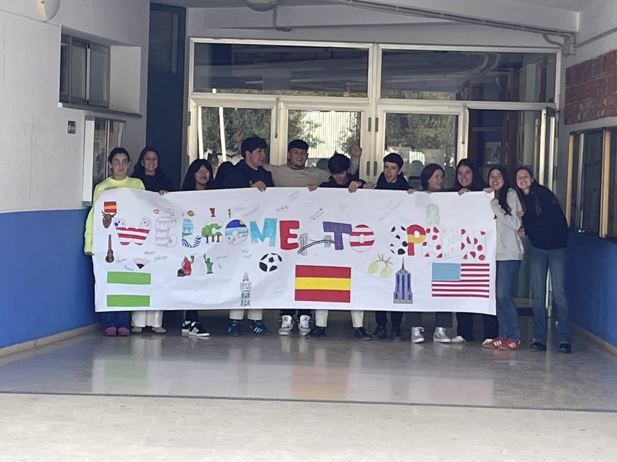 Intercambio Ítaca- Maynard highschool. ya están aquí los alumnos de Maynard, Boston, trabajando con nuestros alumnos de 4º en el proyecto sobre los ODS y la sostenibilidad. ¿Cómo podemos mejorar nuestra localidad? ¿Qué diferencias hay entre Maynard y Tomares? Aprendemos haciendo