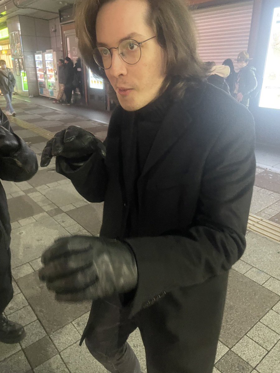 26 on the counter today! Last year was filled with many groundbreaking changes, with moving to Japan being the biggest milestone. I was fortunate to meet amazing people and spend valuable time with them. Looking forward to what’s ahead—there’s still so much more to come! 🎂🎉