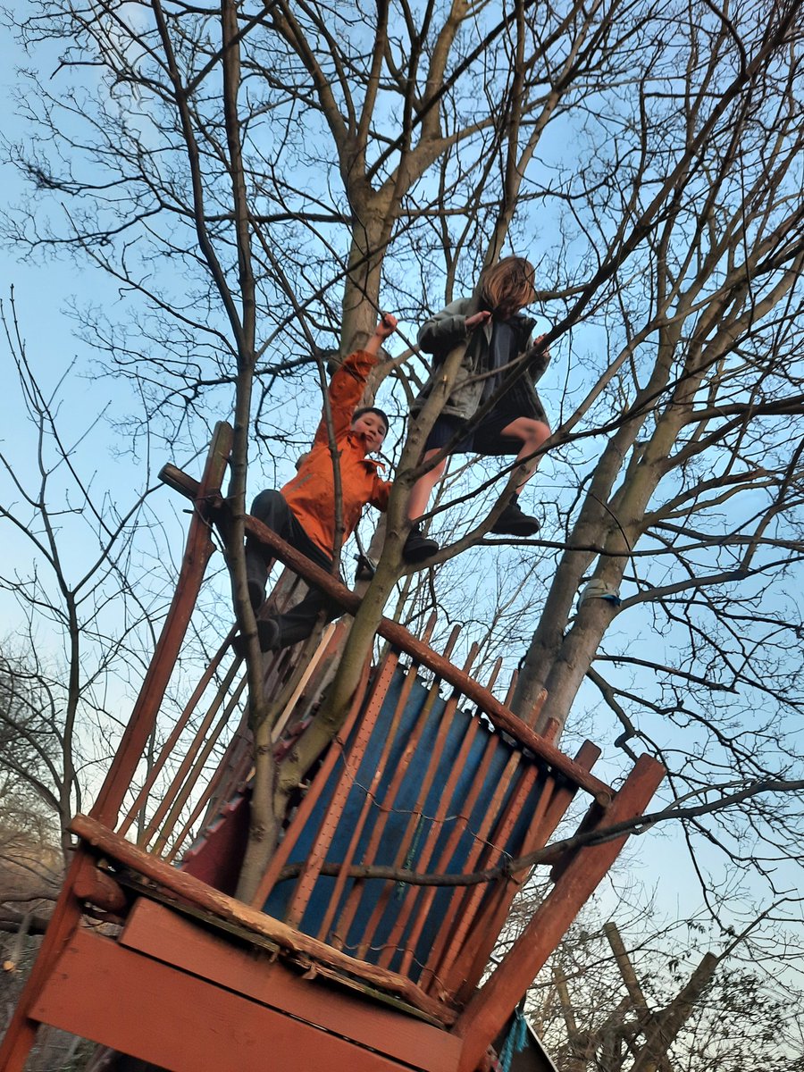 Half term at Triangle 😎
Mon - Fri 🌿
12 - 6pm 🦖
Free lunch 🥙
Free play 🏃‍♀️
<a href="/mayorsfund/">The Mayor's Fund for London</a> <a href="/lambeth_council/">Lambeth Council</a> <a href="/UKYouth/">UK Youth</a>