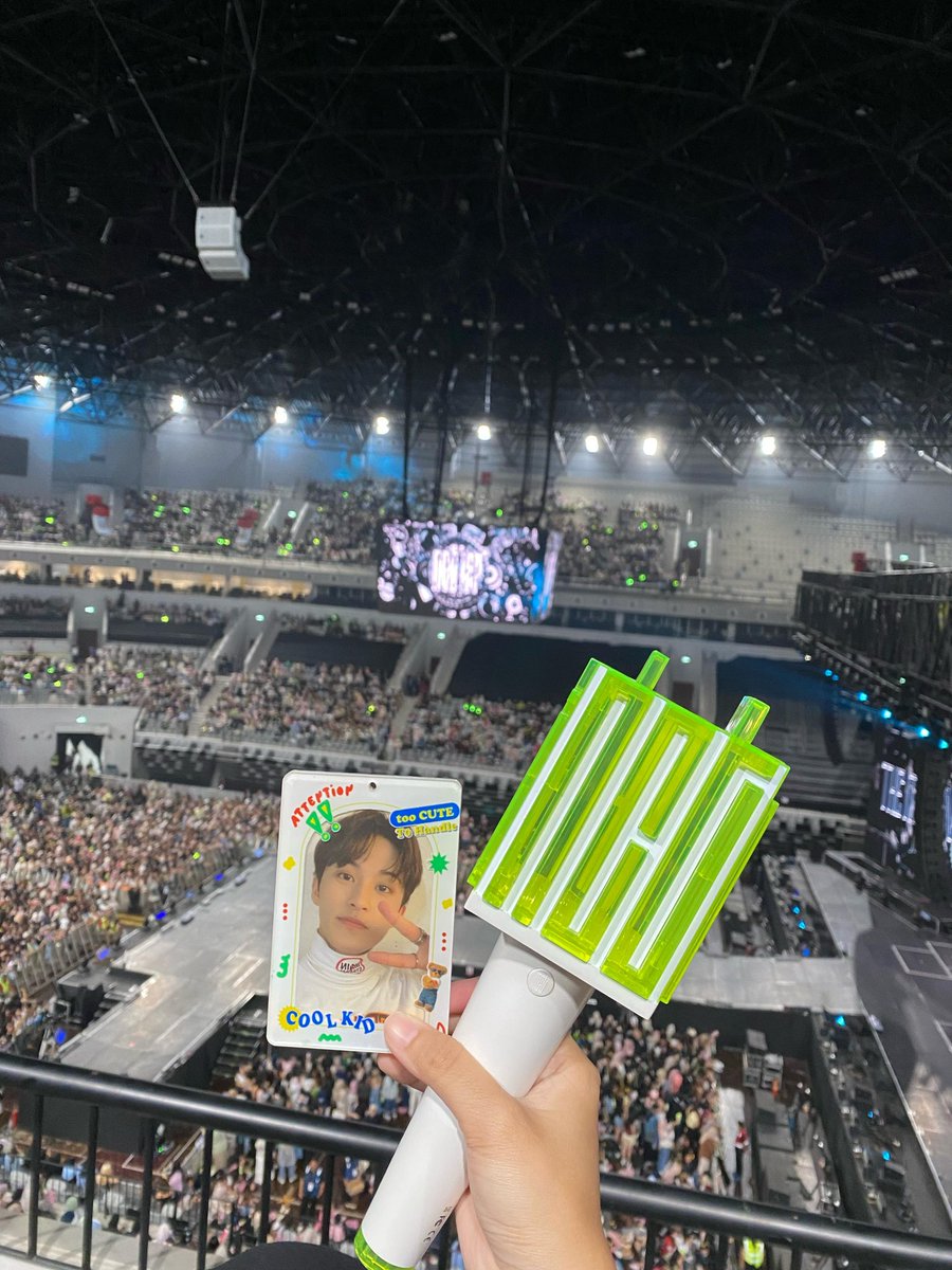 m0rkyway's tweet photo. 150225 💚The Momentum💚 https://t.co/xDqCTT95Yz