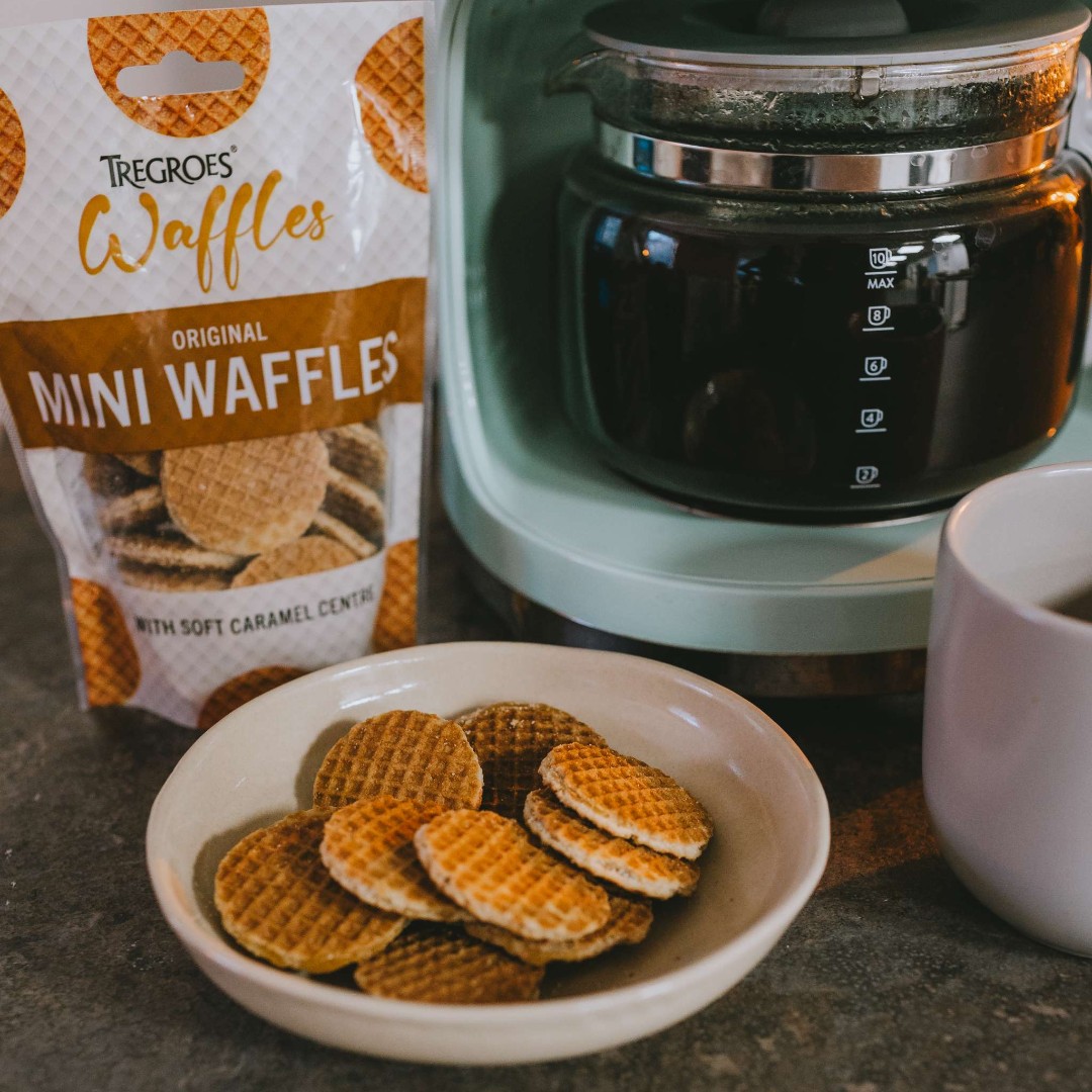 Are you taking part in #RandomActsOfKindnessDay? If you need some inspiration, why not share a pack of Tregroes Mini Waffles with your team? 🧡

To purchase our Mini Waffles or explore our full range, visit our website: bit.ly/tregroes-waffl…